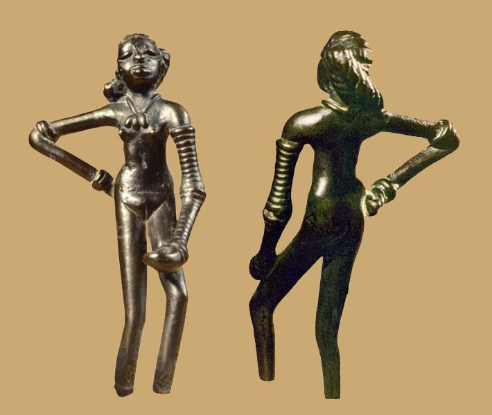<span style="font size: small; color: #222;"><strong>Dancing Girl of Mohenjo-Daro c. 2300 BCE.</strong><br /><span style="font-size: 12px; padding-bottom: 50px!important;">Photographs attributed to the National Museum, Delhi, India.</span> Dancing Girl of Mohenjo-Daro